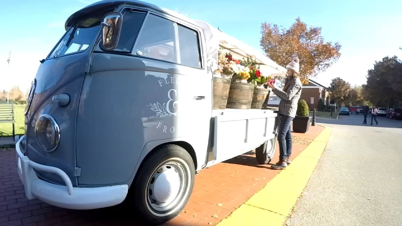 flower truck 11-24-19.jpg